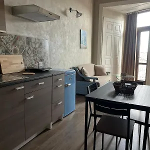 Chrilu House , Catania Italia